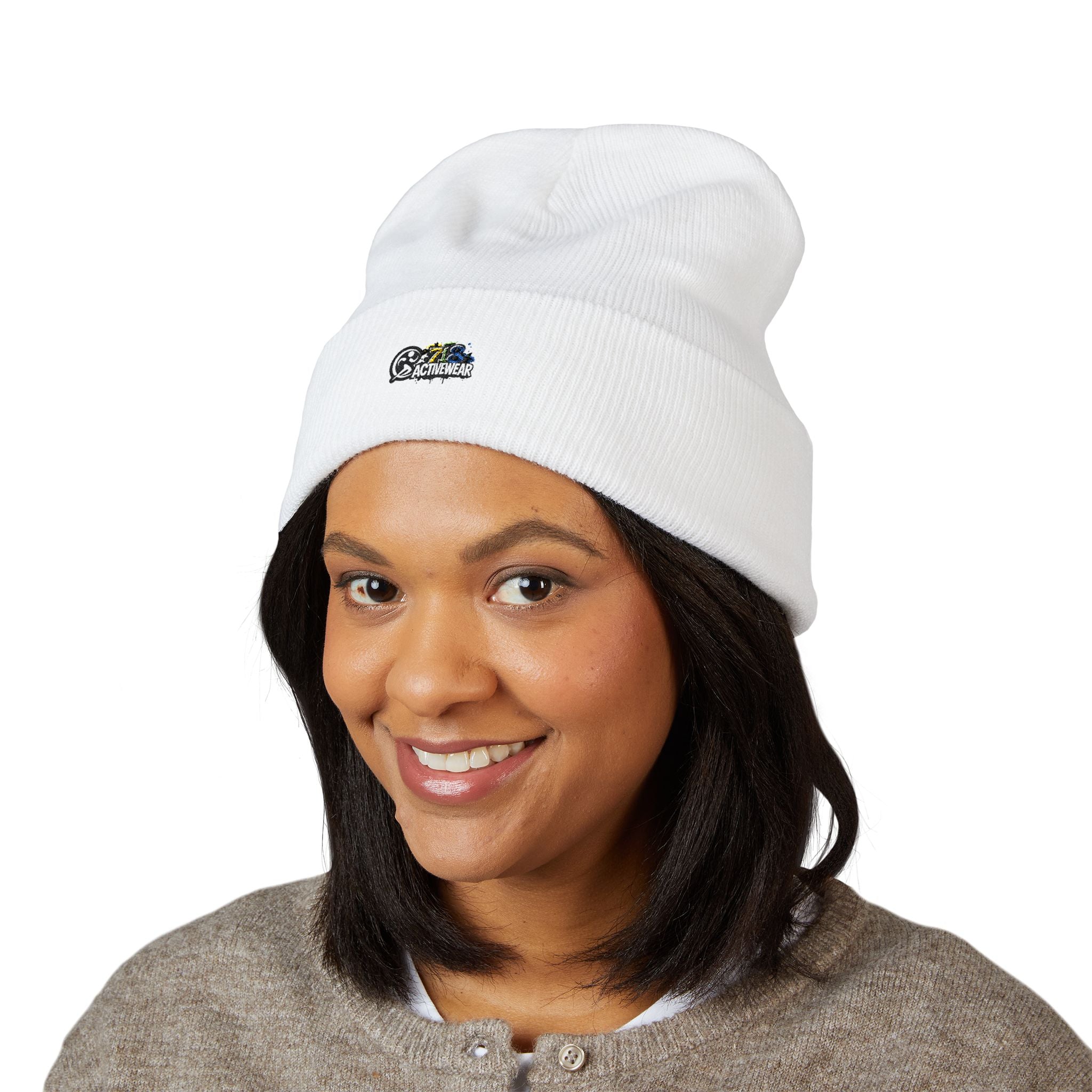 Embroidered Retro Skull & Waves Cuffed Beanie