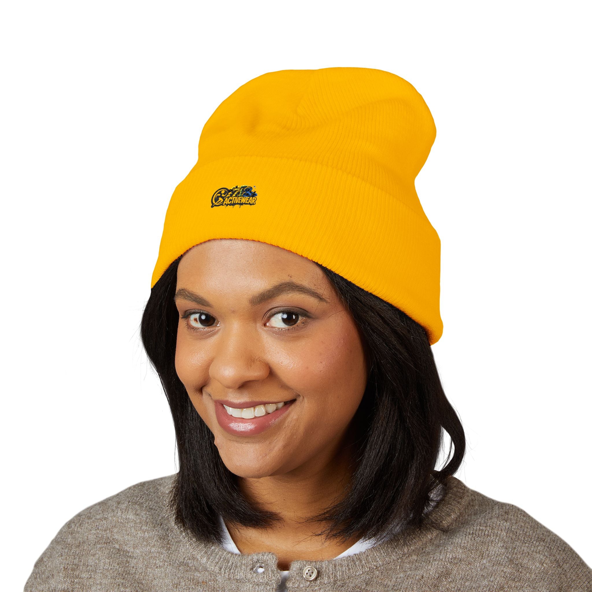 Embroidered Retro Skull & Waves Cuffed Beanie