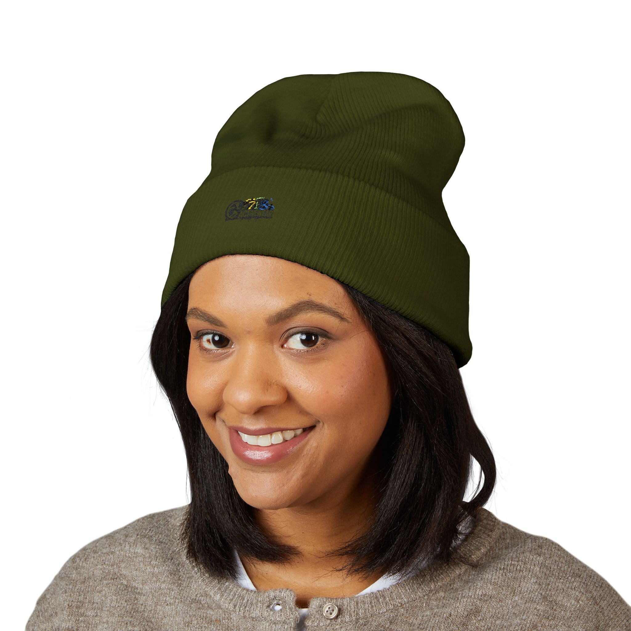 Embroidered Retro Skull & Waves Cuffed Beanie