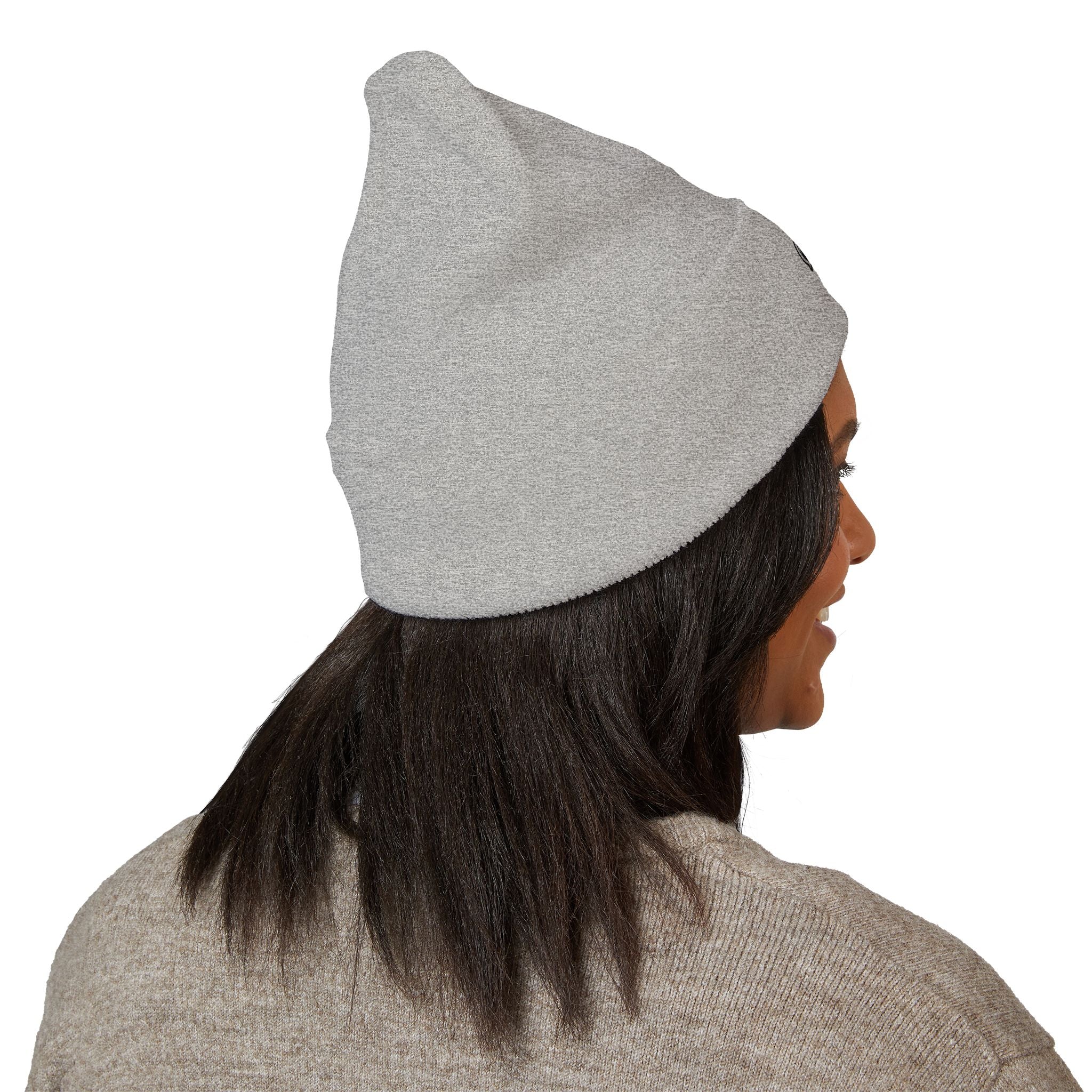 Embroidered Retro Skull & Waves Cuffed Beanie